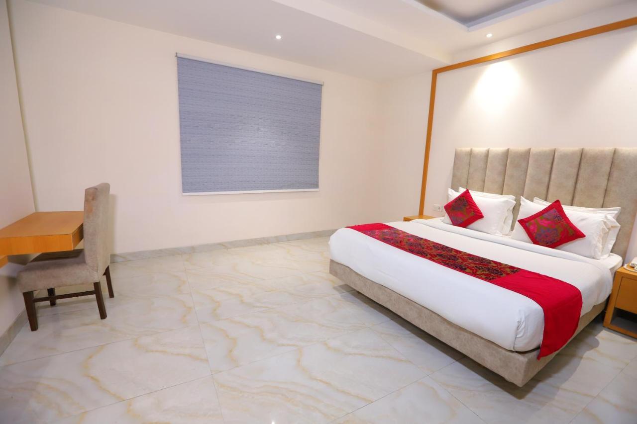 Hotel Stanley By Foxi Group- Near Delhi International Airport Нью-Делі Екстер'єр фото