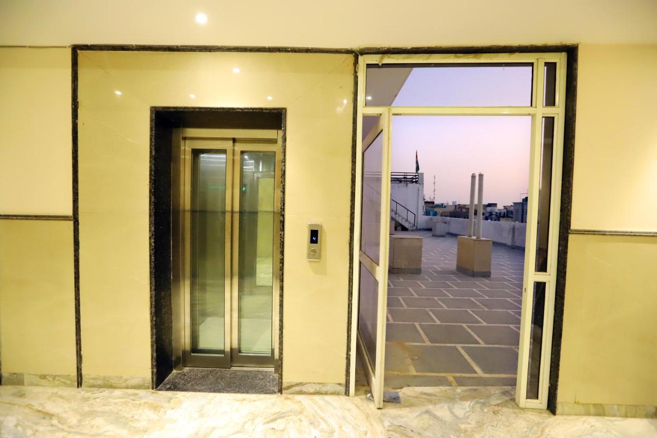 Hotel Stanley By Foxi Group- Near Delhi International Airport Нью-Делі Екстер'єр фото